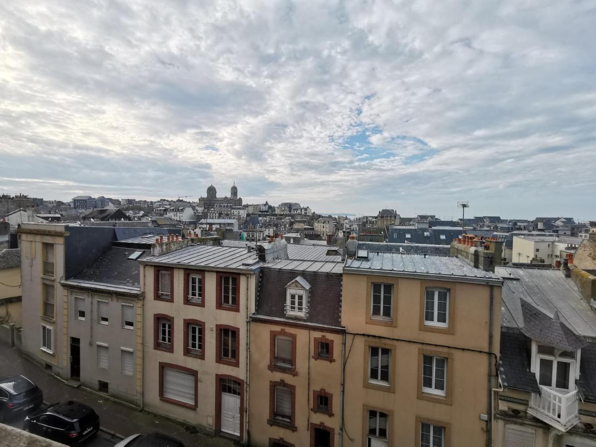 Le Petit Michelet Apartment Granville Bagian luar foto