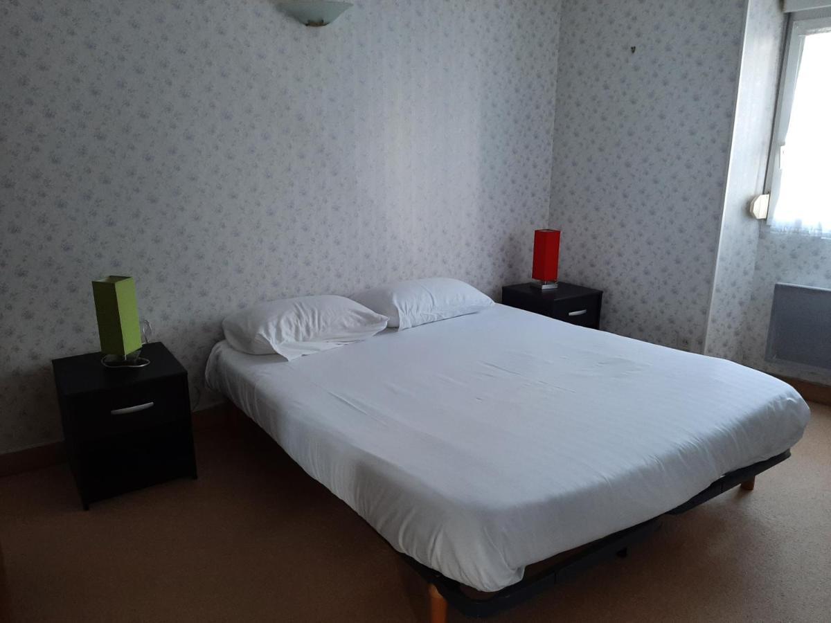 Le Petit Michelet Apartment Granville Bagian luar foto